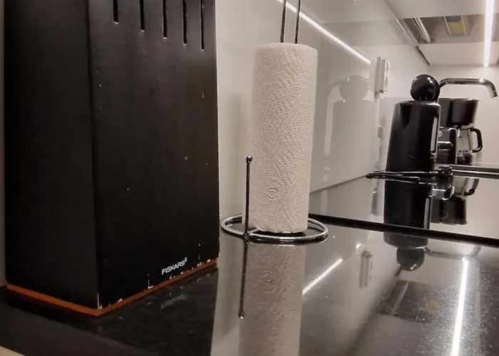 Silent With Balcony 公寓